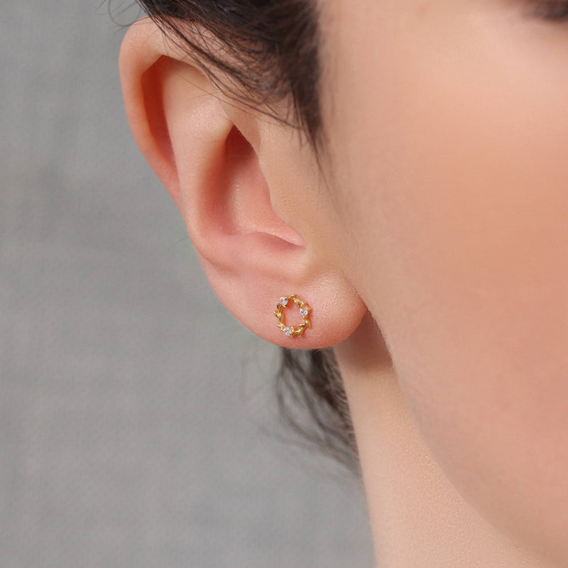 Wreath Circle Stud Earrings, Gold Plate