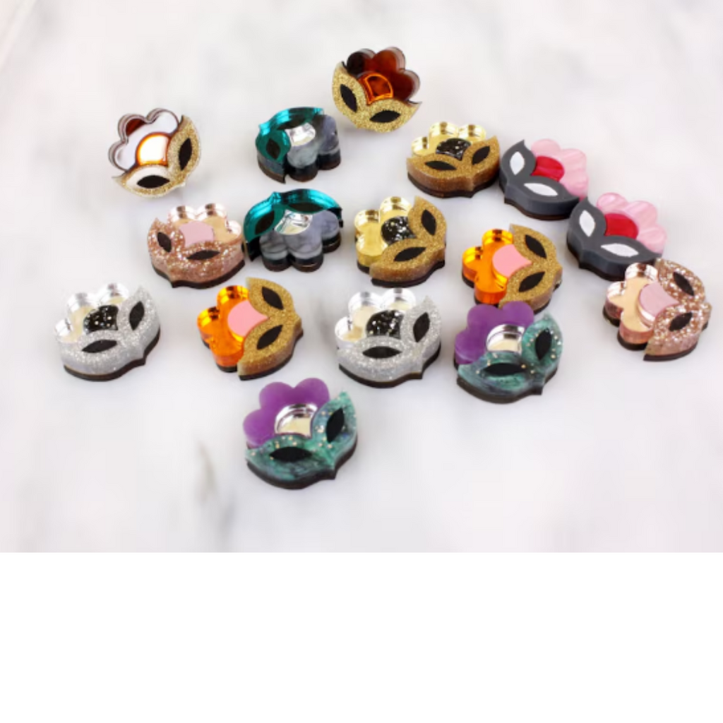 Floral Mini Stud Earrings-Black and Gold