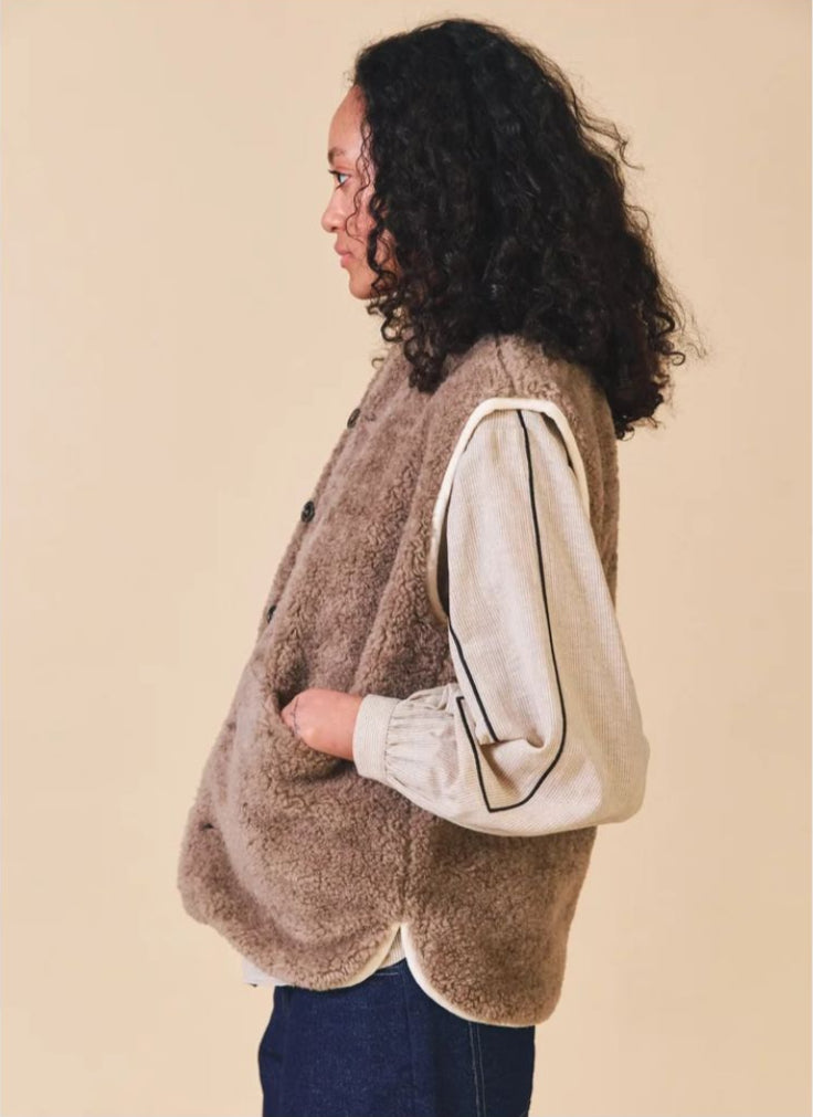 Tilda Vest