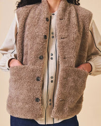Tilda Vest